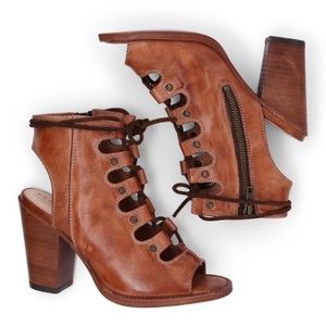 BED I STU OSSANA distressed leather sandals - size 7